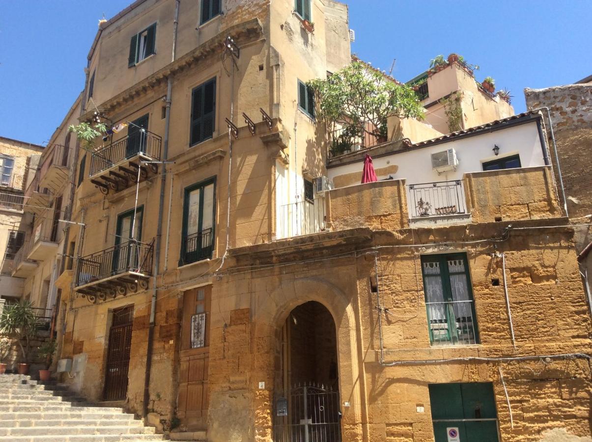 Charme In Centro - Tourist Rental Agrigento Buitenkant foto