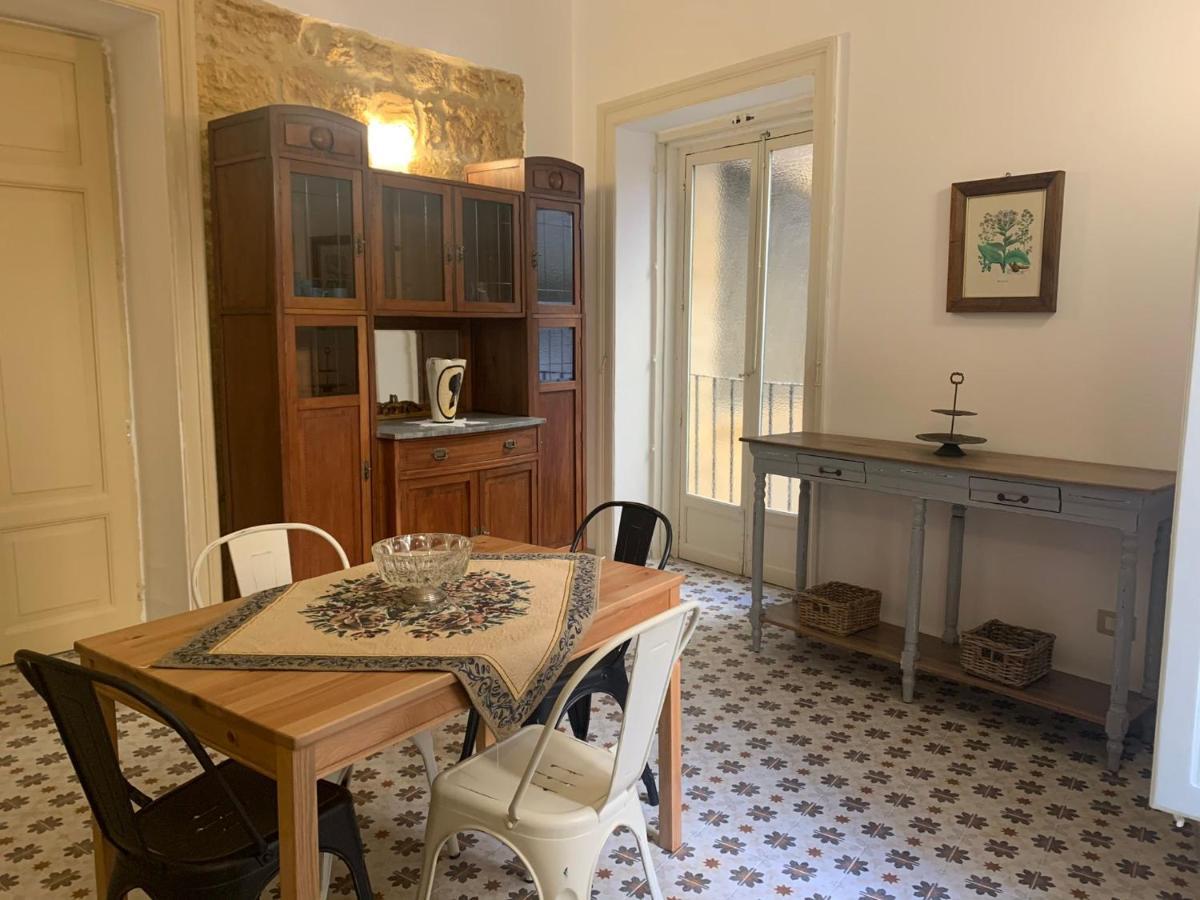 Charme In Centro - Tourist Rental Agrigento Buitenkant foto