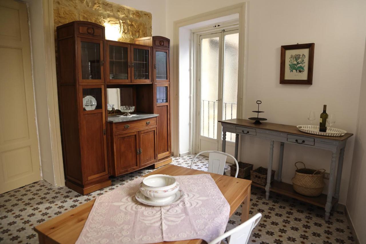 Charme In Centro - Tourist Rental Agrigento Buitenkant foto