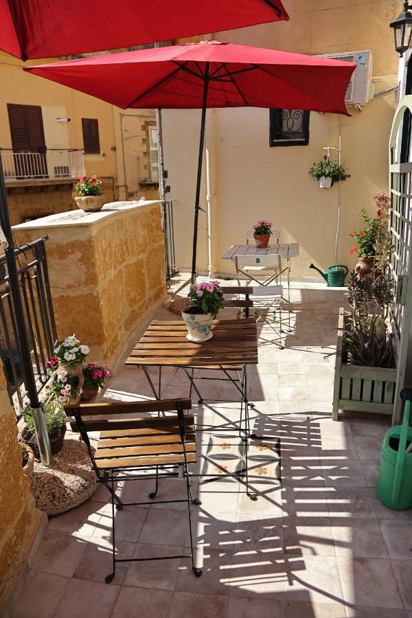 Charme In Centro - Tourist Rental Agrigento Buitenkant foto