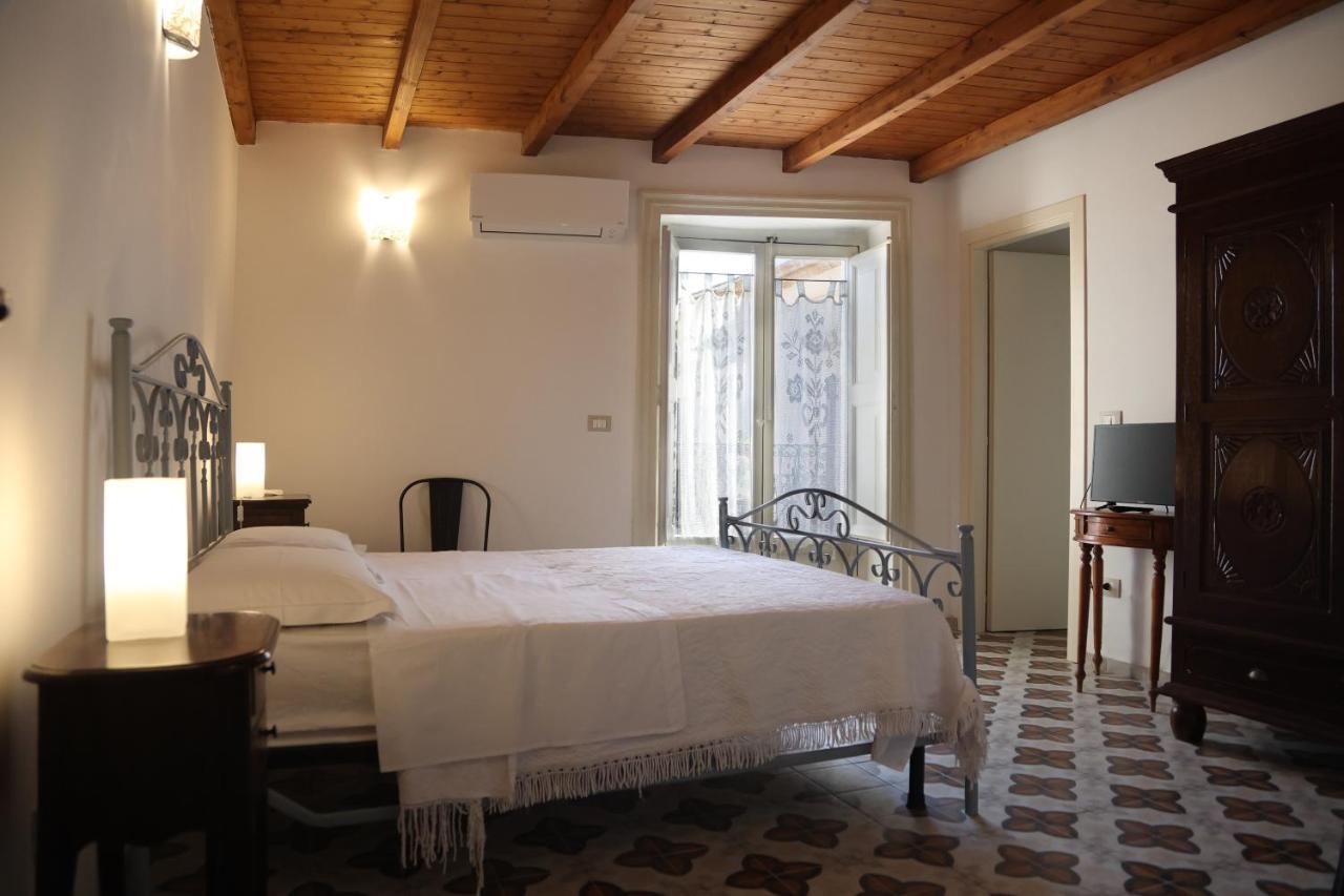 Charme In Centro - Tourist Rental Agrigento Buitenkant foto