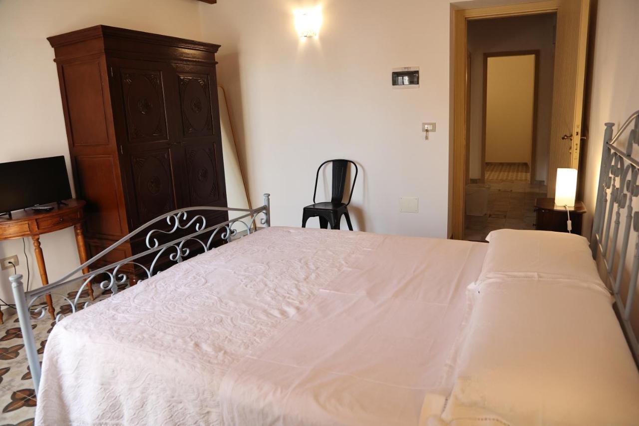 Charme In Centro - Tourist Rental Agrigento Buitenkant foto